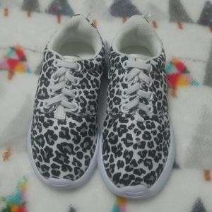 NWOT Toddler White Cheetah Print Tennis Shoe!